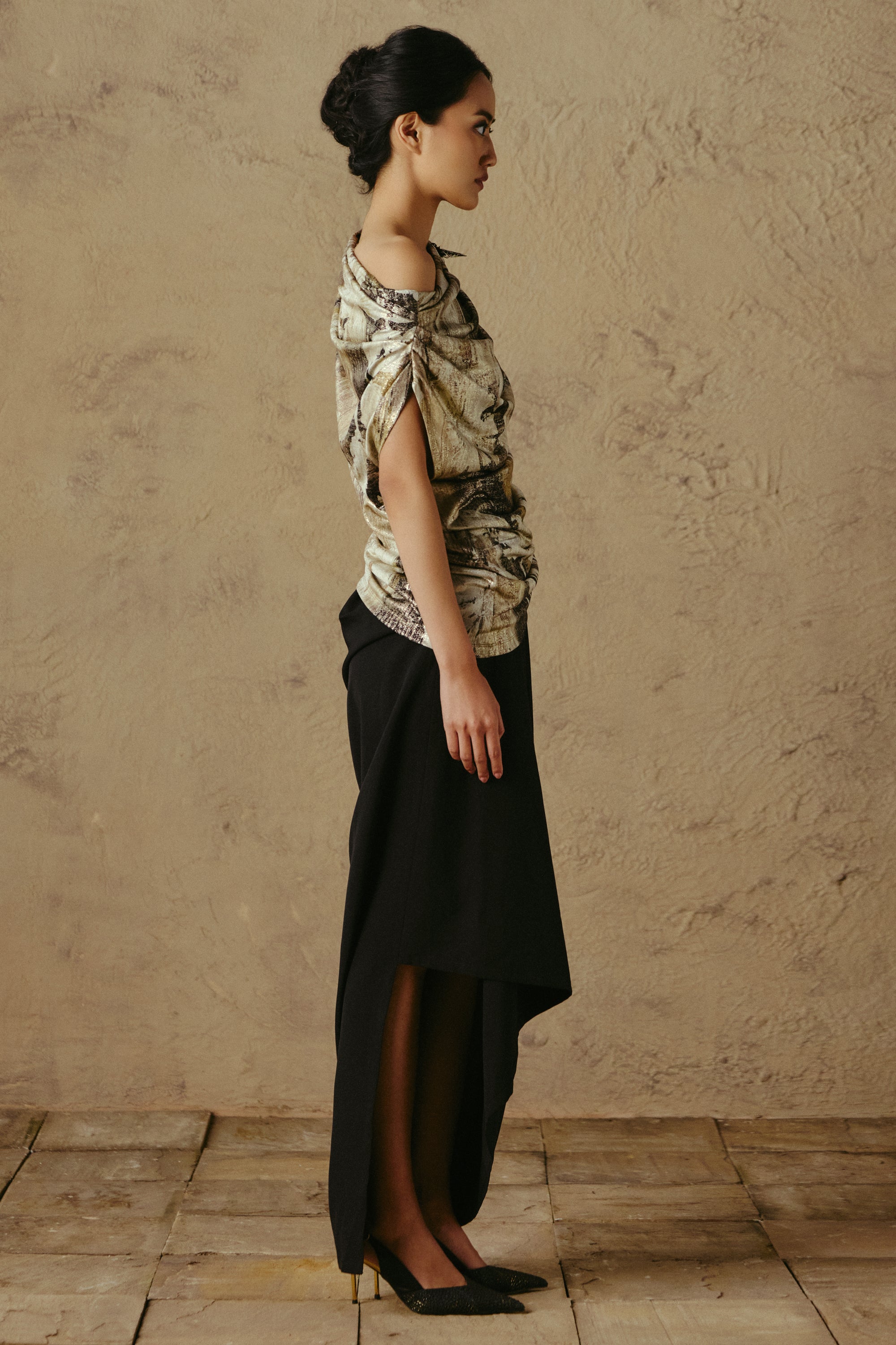One-Shoulder Foil Top
