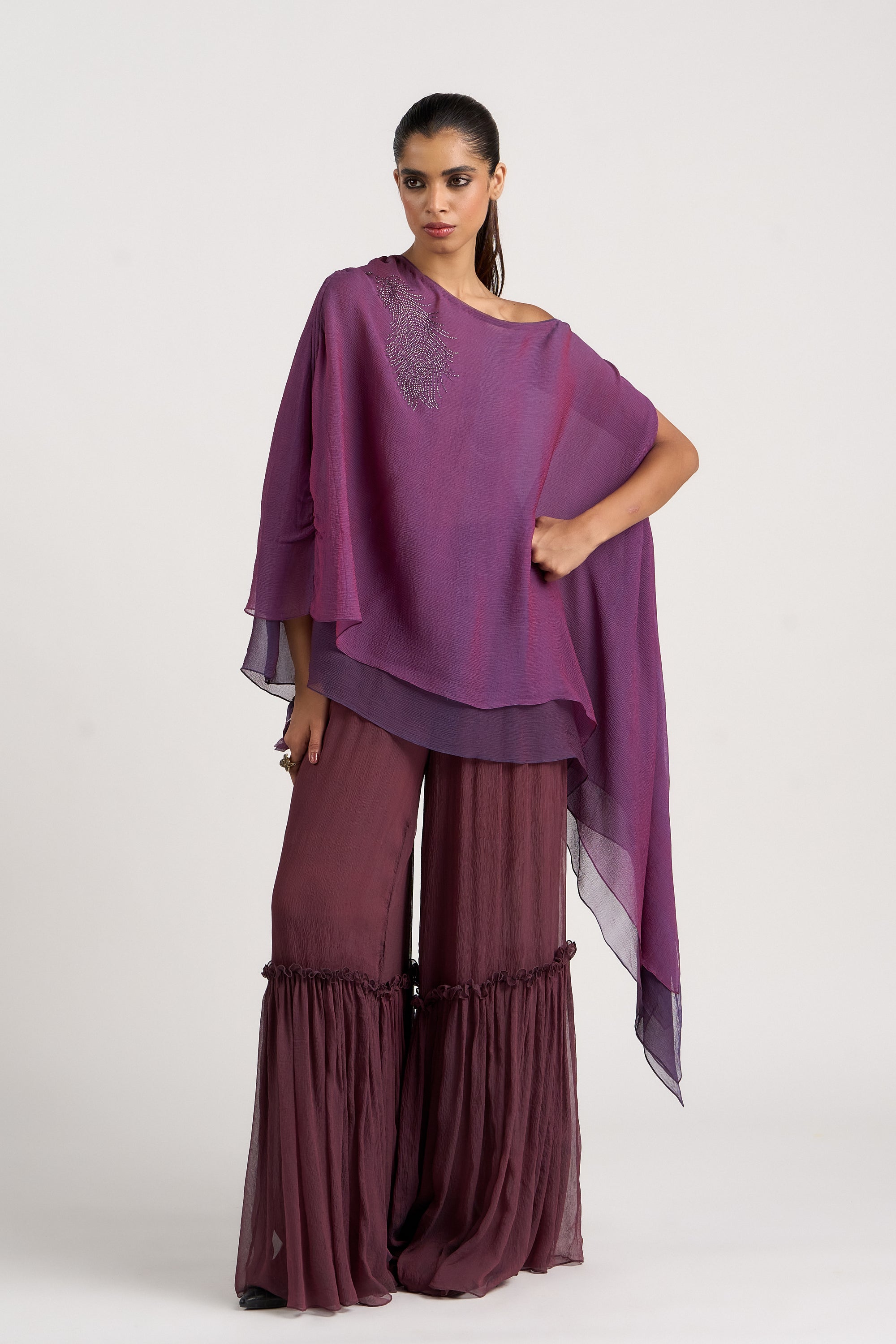 Dual-Tone Asymmetric Top