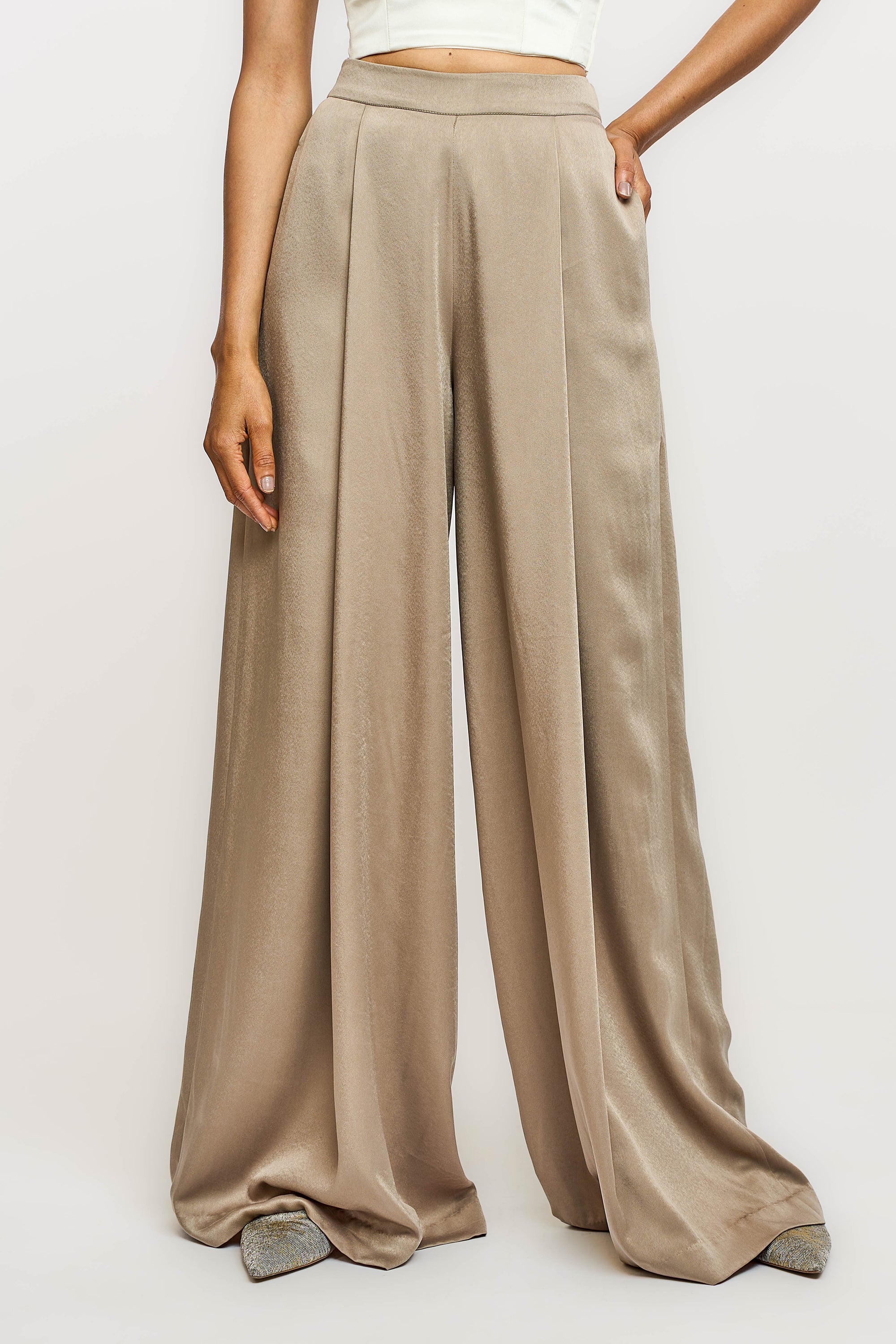 Fluid Pleated Trouser