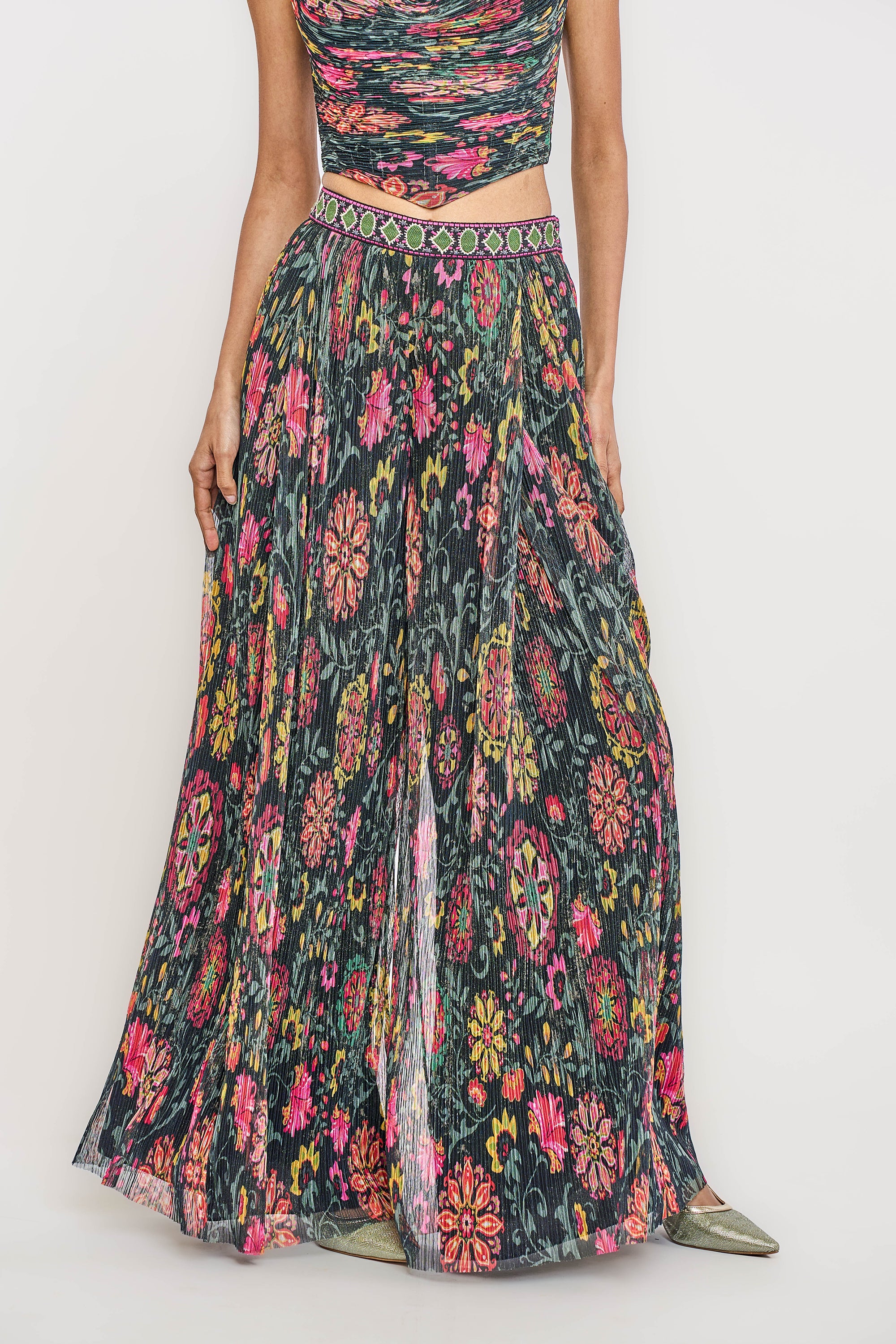 Spring Pleated Trouser