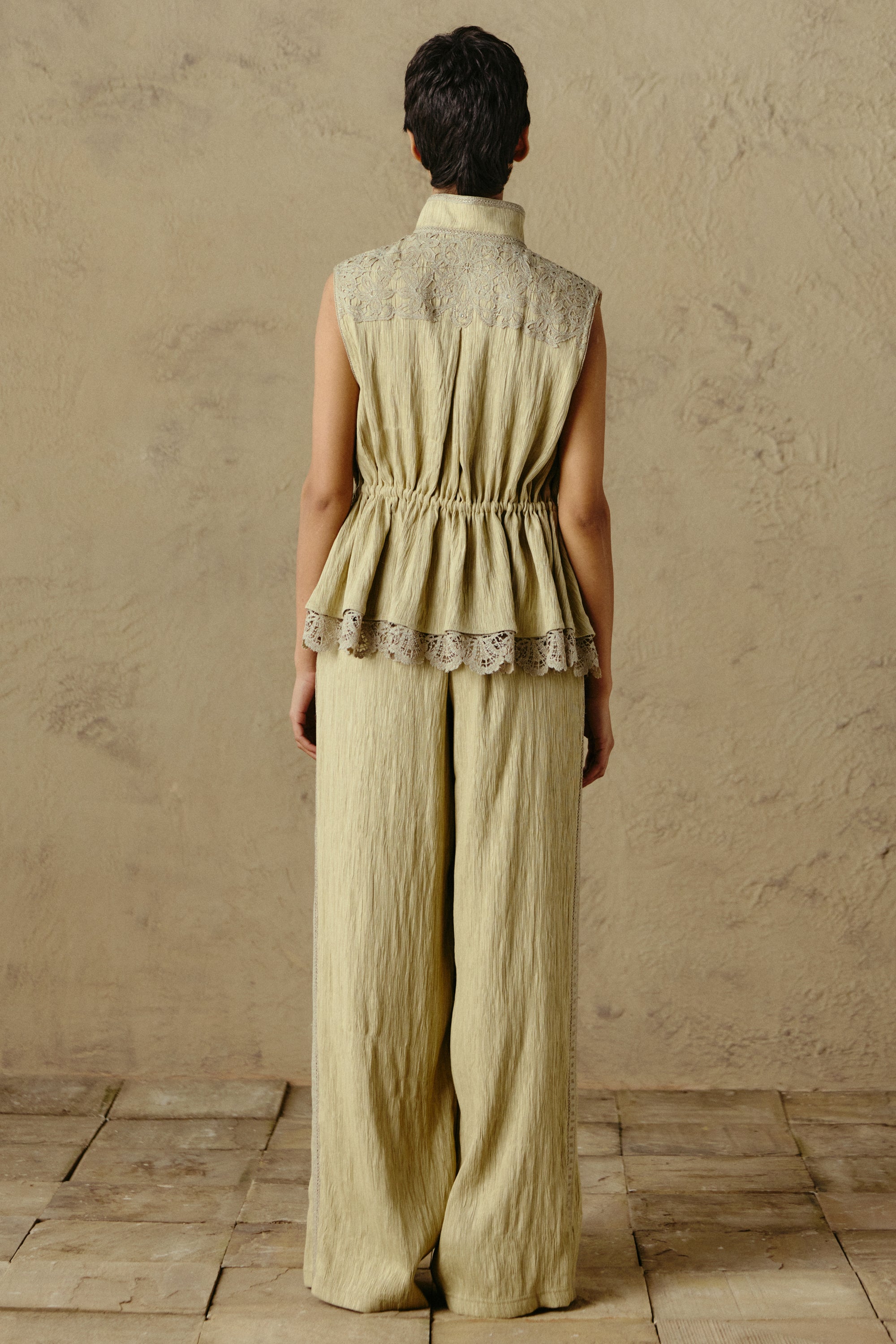 Edge Pleat Pants