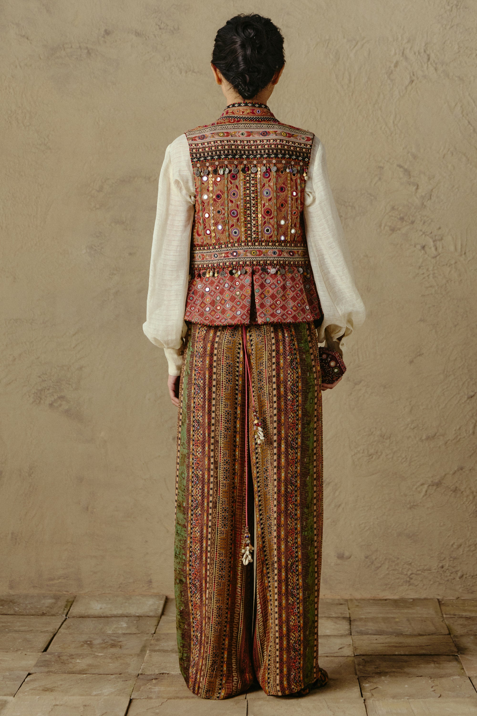 Rabari Pleated Trousers